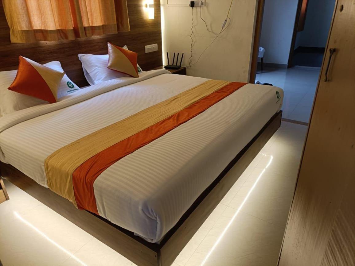 4 Rooms Private Cottage At Attukad Tea Estate Devikolam ภายนอก รูปภาพ